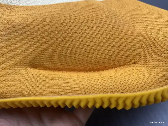 Yeezy Sulfur Knit RNR Adidas GW5353 0531